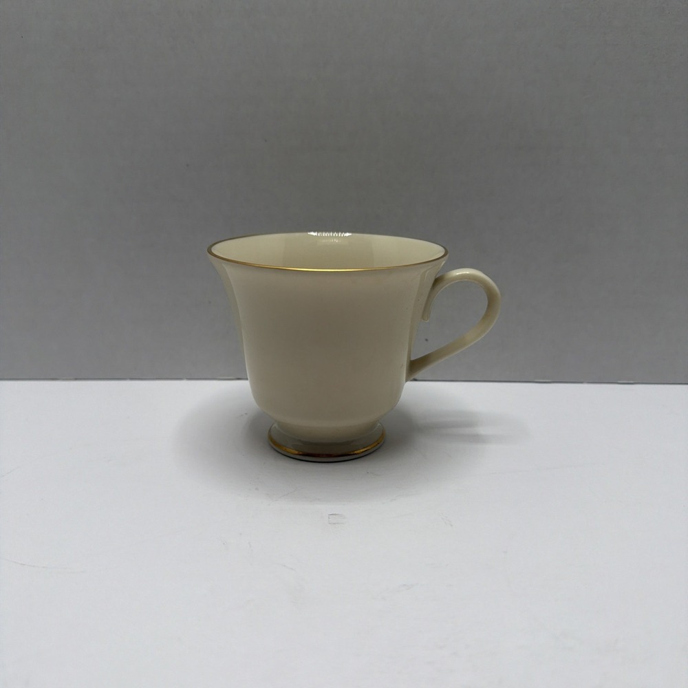 Lenox China - Hayworth Cream &‎ Gold Coffee/Tea Cup Excellent!! Discontinued!